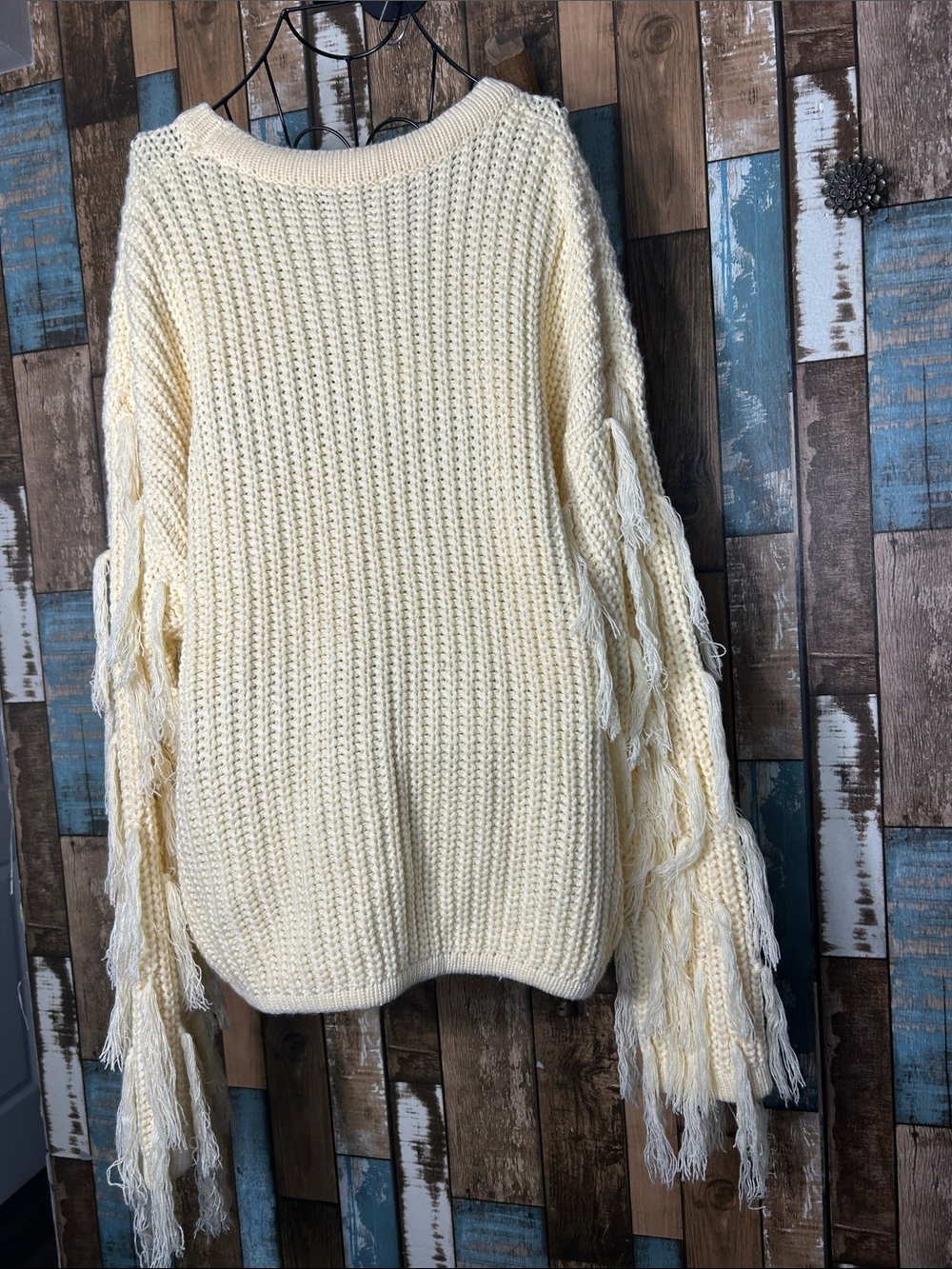 Hayden Cream Fringe Chunky V-Neck Cardigan - Picture 14 of 16